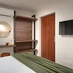 Degrassi Square (adults Only) Apartment