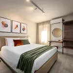Apartment Degrassi Square (adults Only)