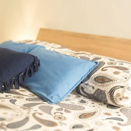 Degrassi Square (adults Only) Appartement Vrsar