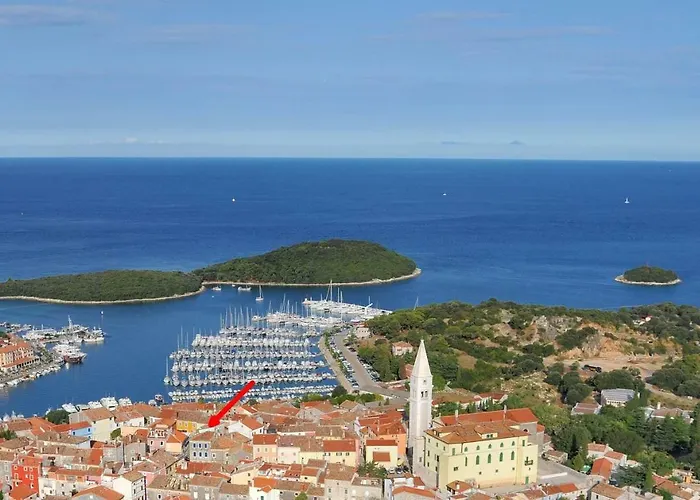 아파트 Degrassi Square (adults Only)