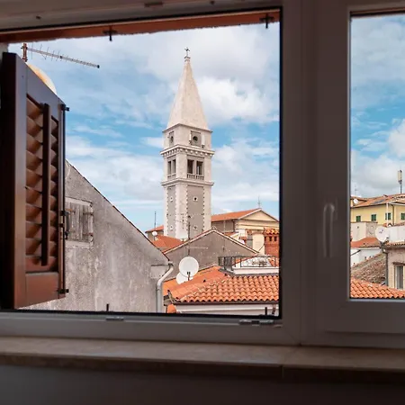 Degrassi Square Appartamento *