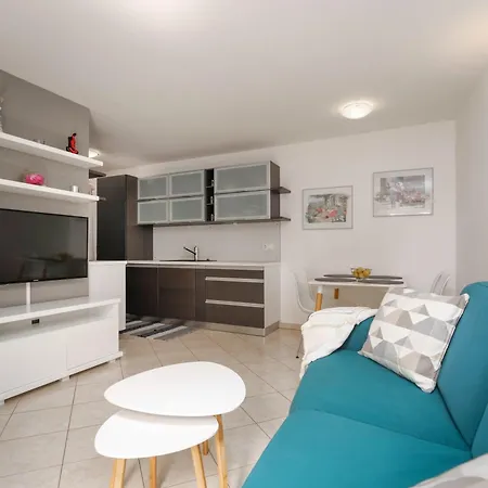 Apartmán Degrassi Square (adults Only)