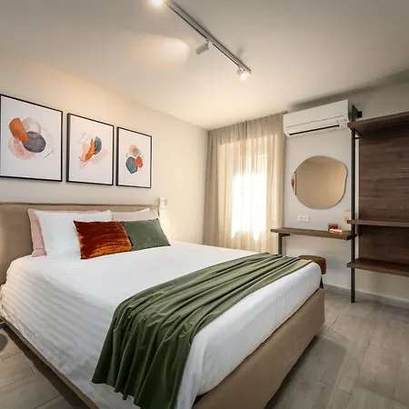 Lägenhet Degrassi Square (adults Only)