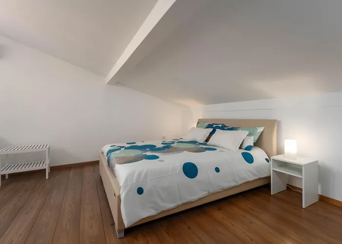 Degrassi Square Appartamento