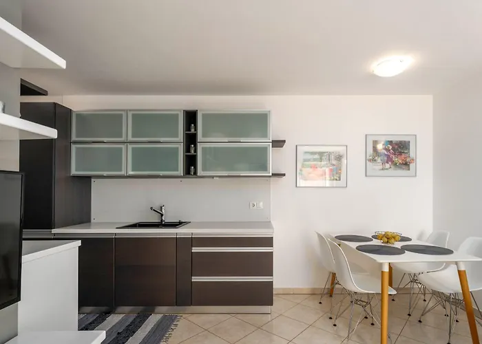 Appartamento Degrassi Square *