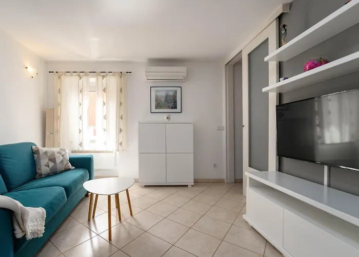 Degrassi Square Orsera