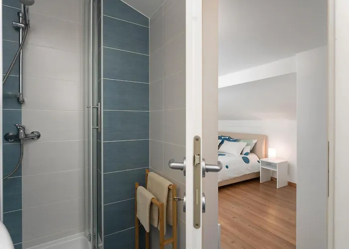 Degrassi Square (adults Only) Apartmán Vrsar