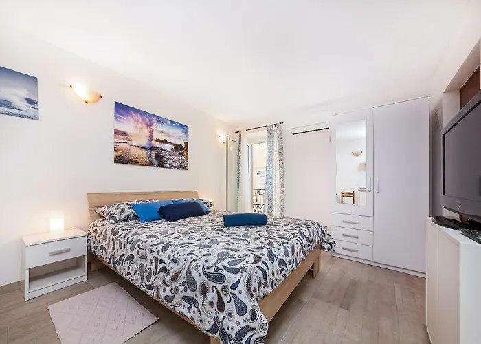 Degrassi Square (adults Only)